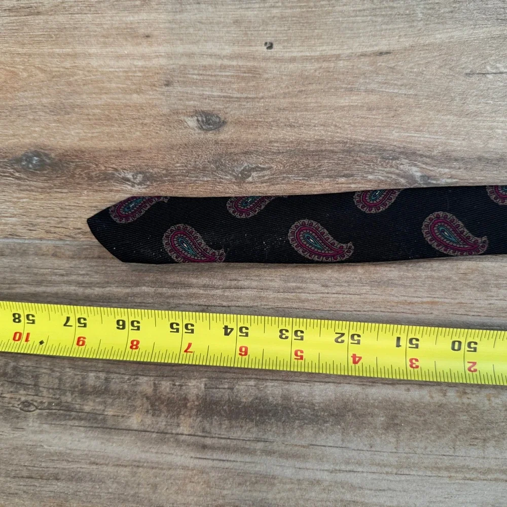 Robert Talbott Hand Sewn Classic Black‎ Paisley Silk Blend Necktie for Men